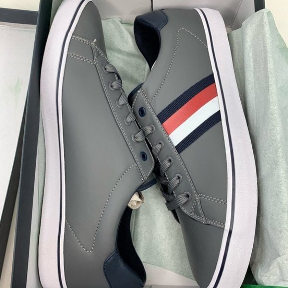 Tommy Hilfiger Men's Paris Sneakers , Size 13M - Picture 13 of 13